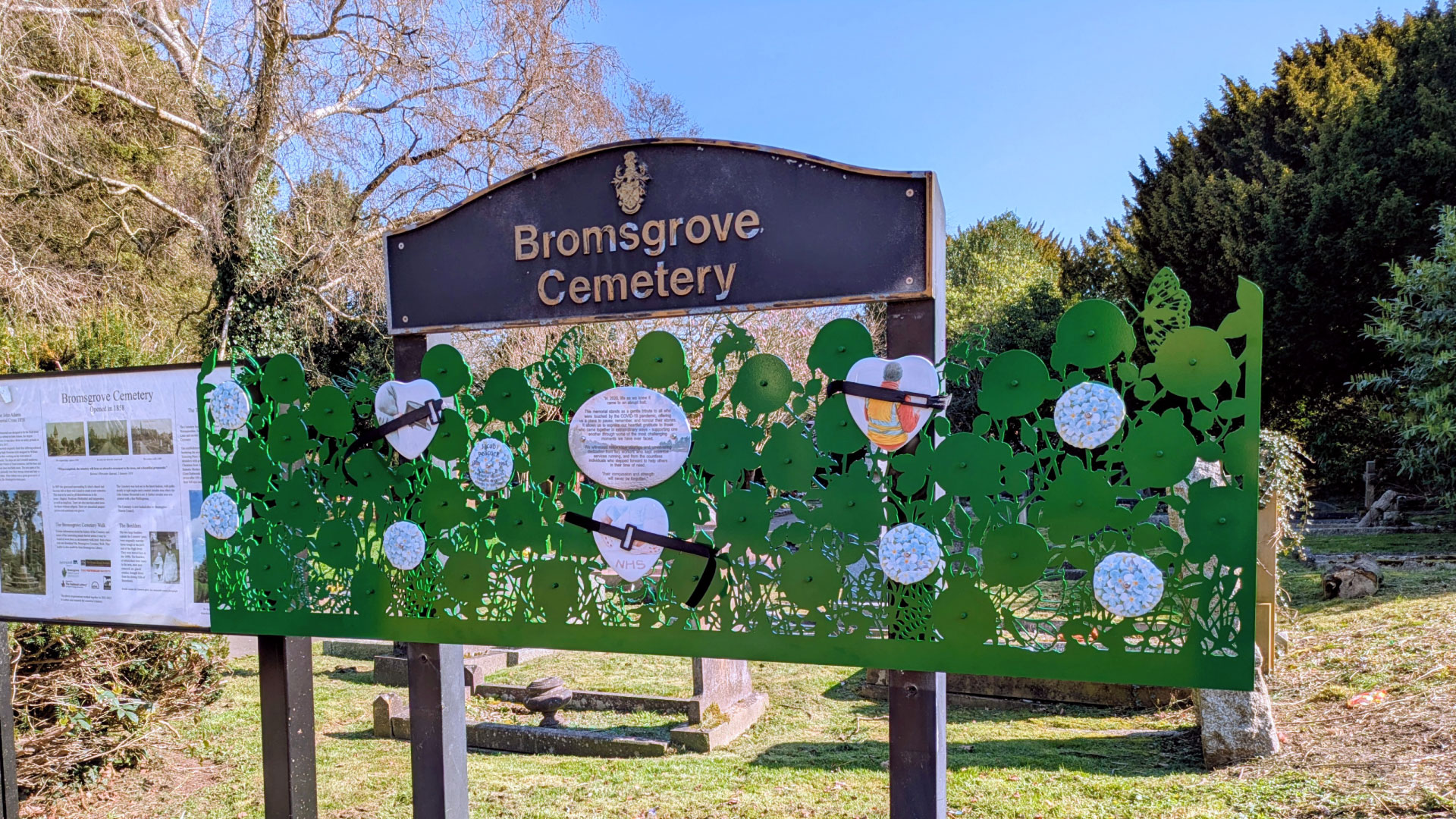 Image of Covid Memorial in Bromsgrove Cemetery 
